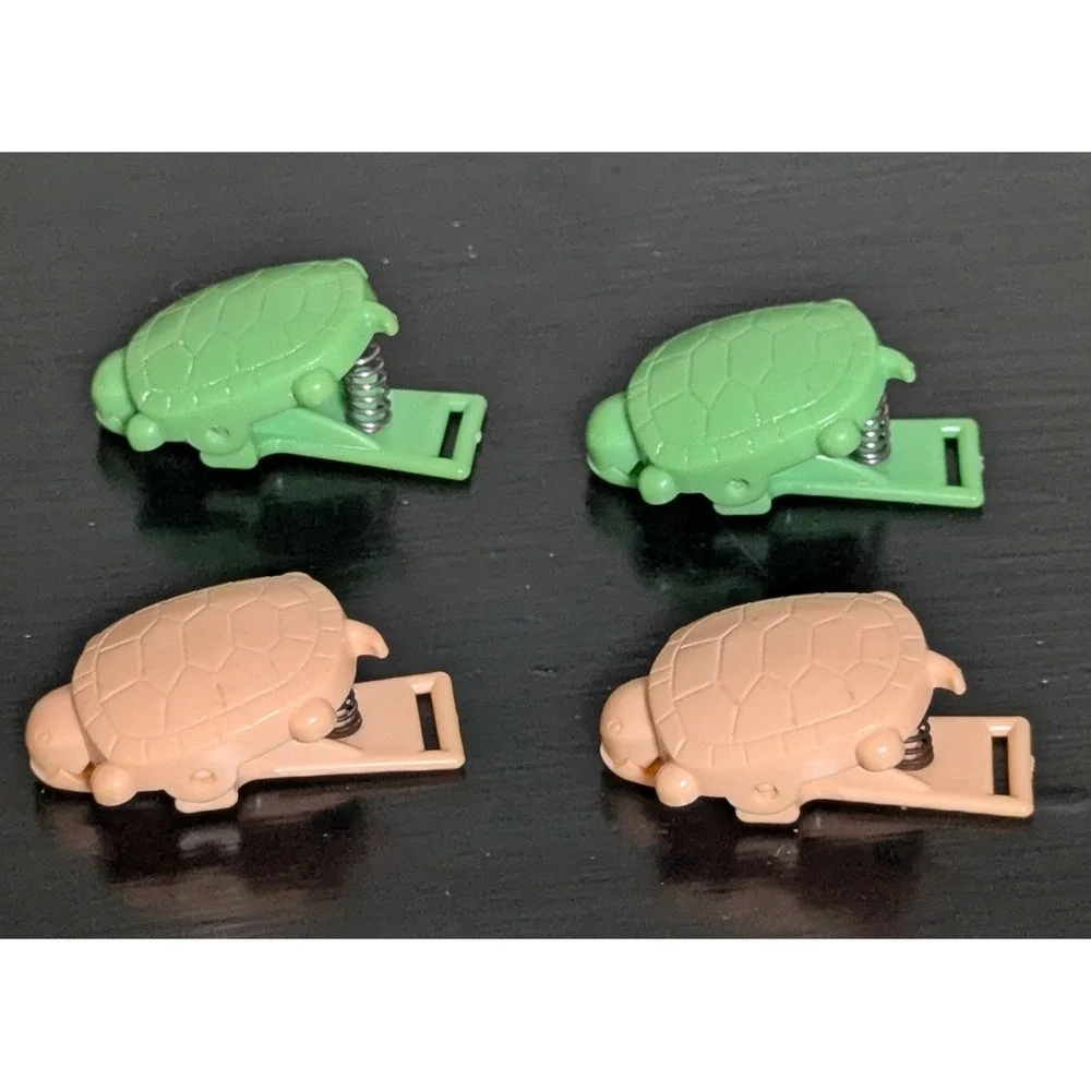 Vintage Turtle Baby Bib Clips Federal Tool Corp Chicago Green and Pink Two Pairs